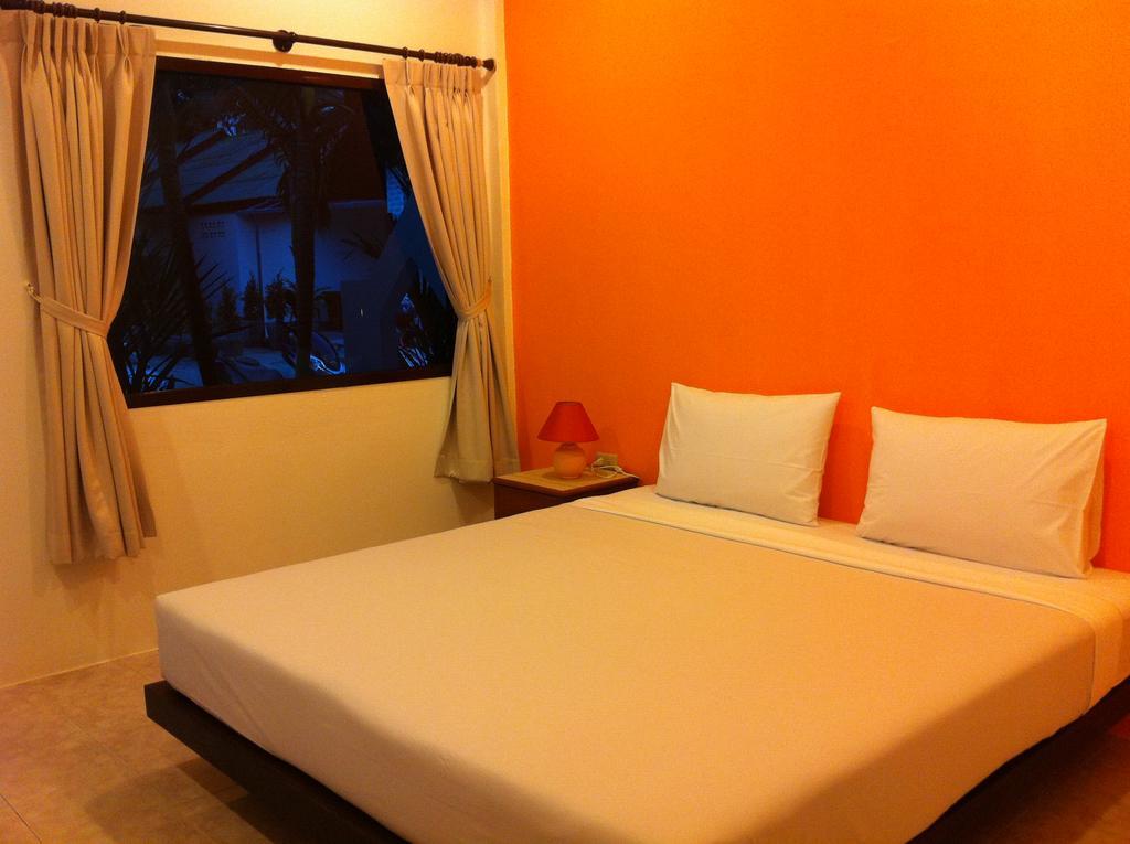 Hacienda Phuket Hotel Patong Eksteriør billede