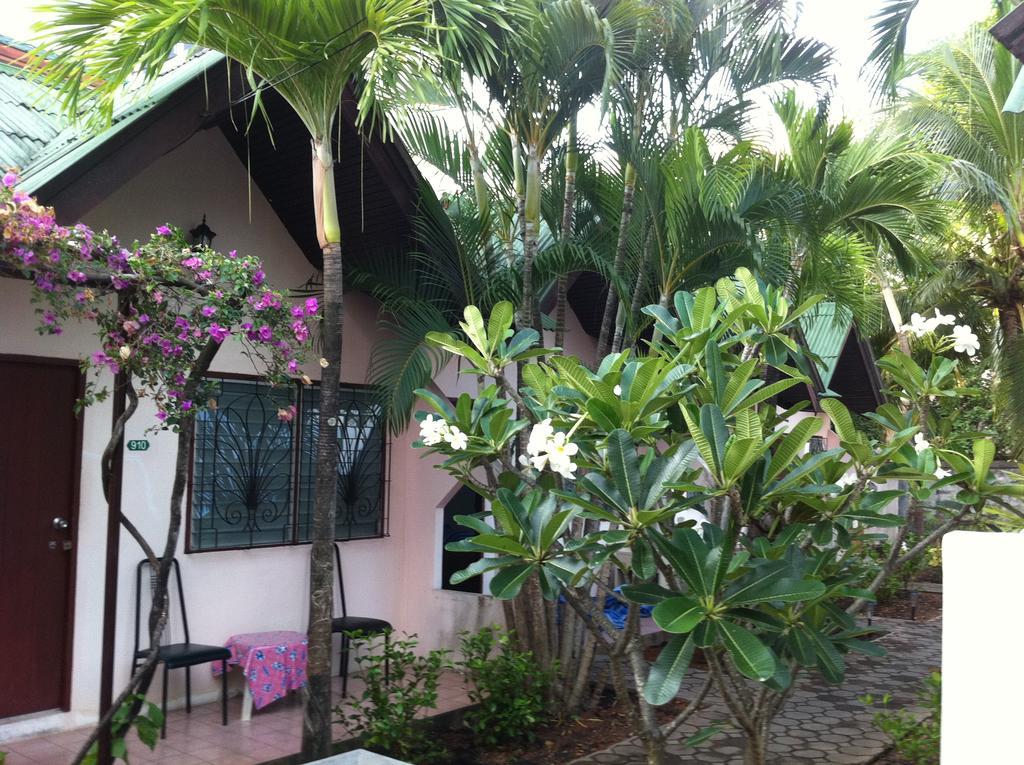 Hacienda Phuket Hotel Patong Eksteriør billede