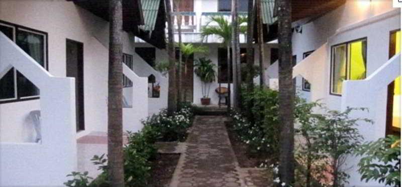 Hacienda Phuket Hotel Patong Eksteriør billede