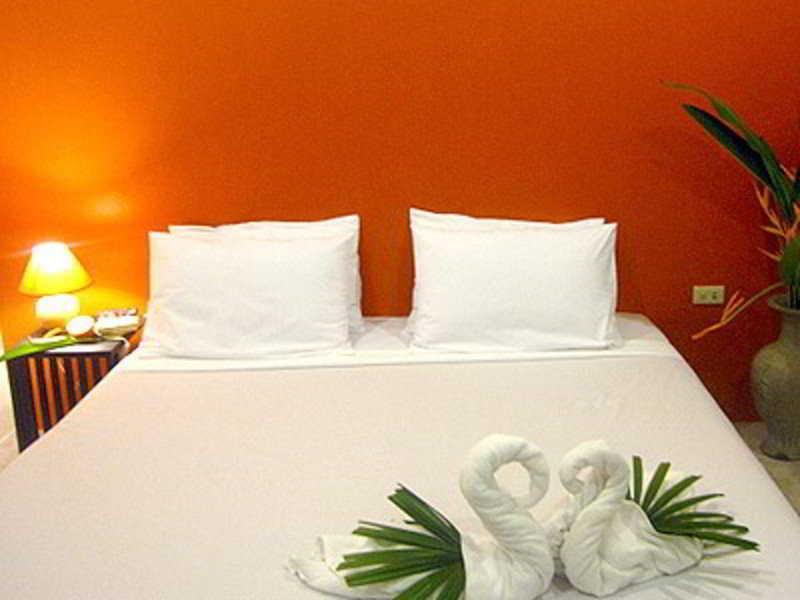 Hacienda Phuket Hotel Patong Eksteriør billede