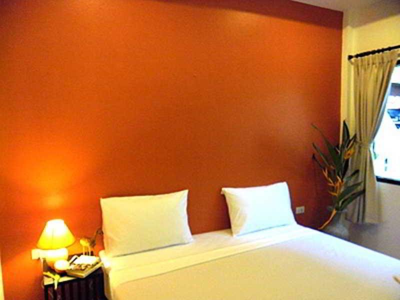 Hacienda Phuket Hotel Patong Eksteriør billede